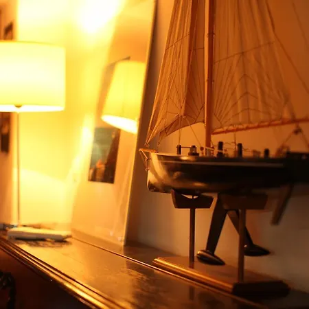 Carcavelos Surf House Bed & Breakfast Carcavelos (Lisbon)