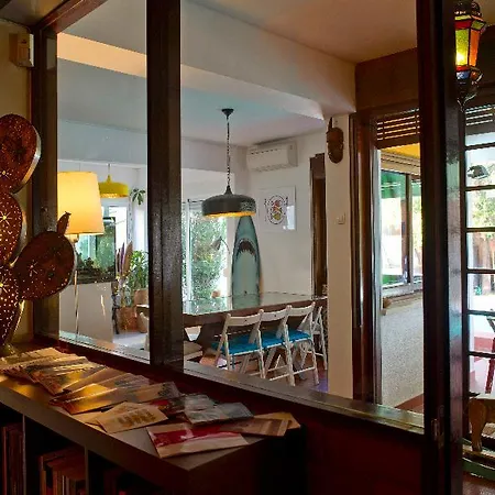 Bed & Breakfast Carcavelos Surf House Carcavelos (Lisbon)